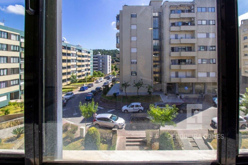 Vista de Apartamento T3 em São Vicente Braga